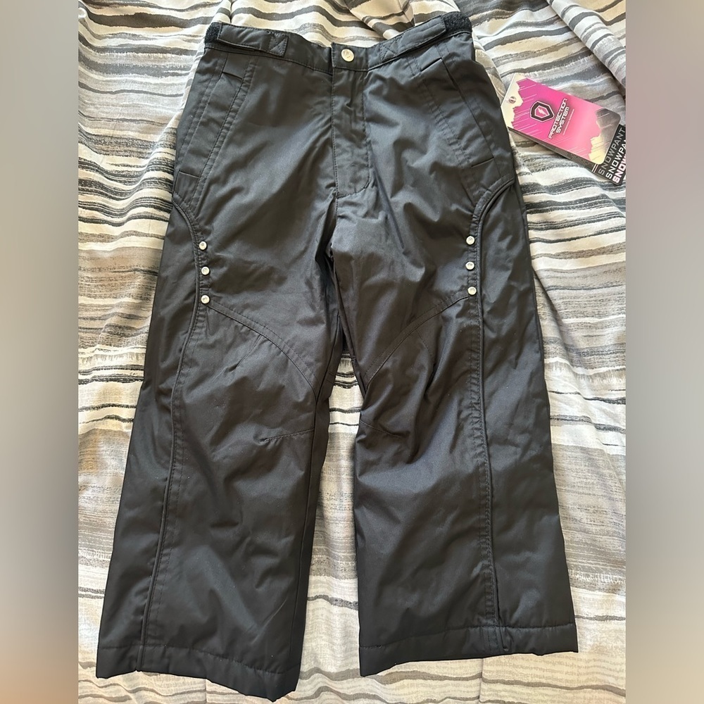 5/$18 Kids Snow Pants Size 3t Nwt